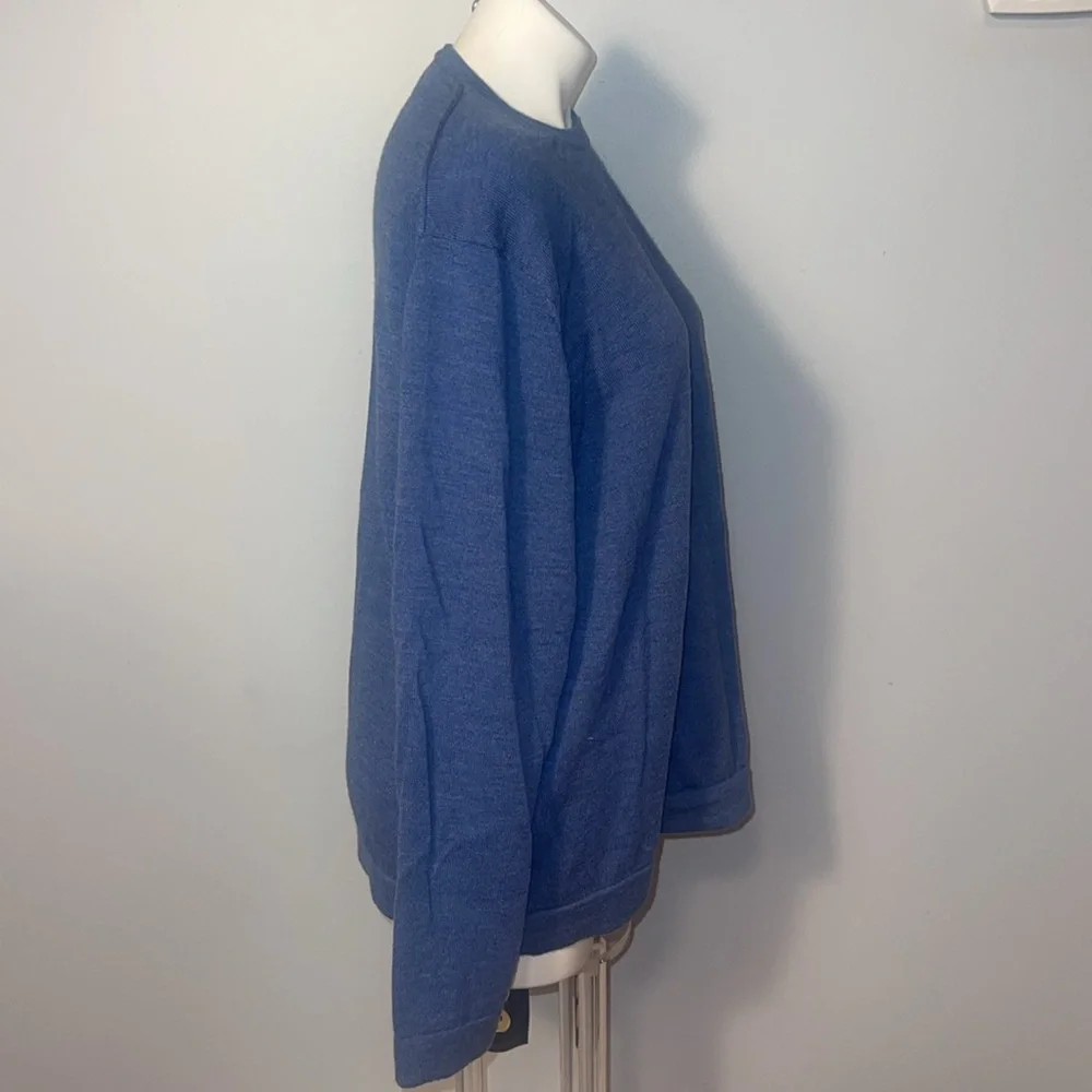 Calvin Klein 100% Italian Merino Wool mens crewneck sweater. Size XL.